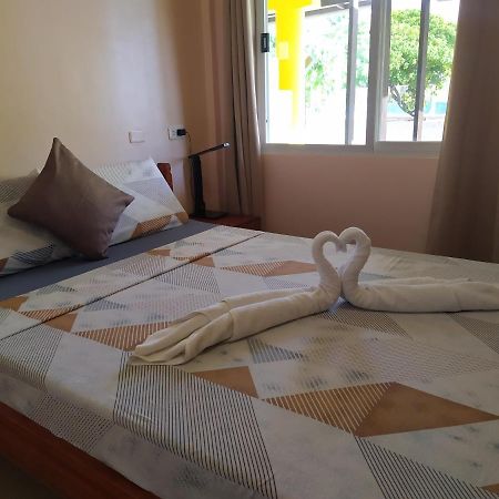 Jph Resort Малапаскуа Айлънд Екстериор снимка