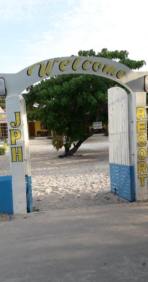 Jph Resort Малапаскуа Айлънд Екстериор снимка